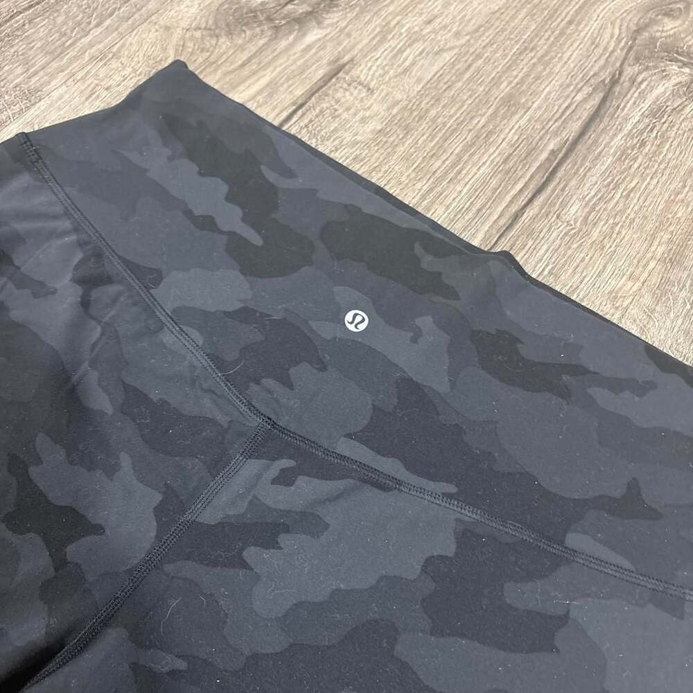 Lululemon Align Short Size 14 Black Camo Workout